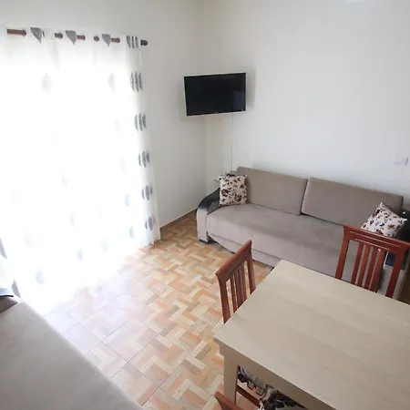 Apartment Doka Center Sarande