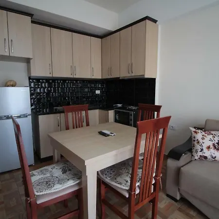 Doka Center Apartment Sarande